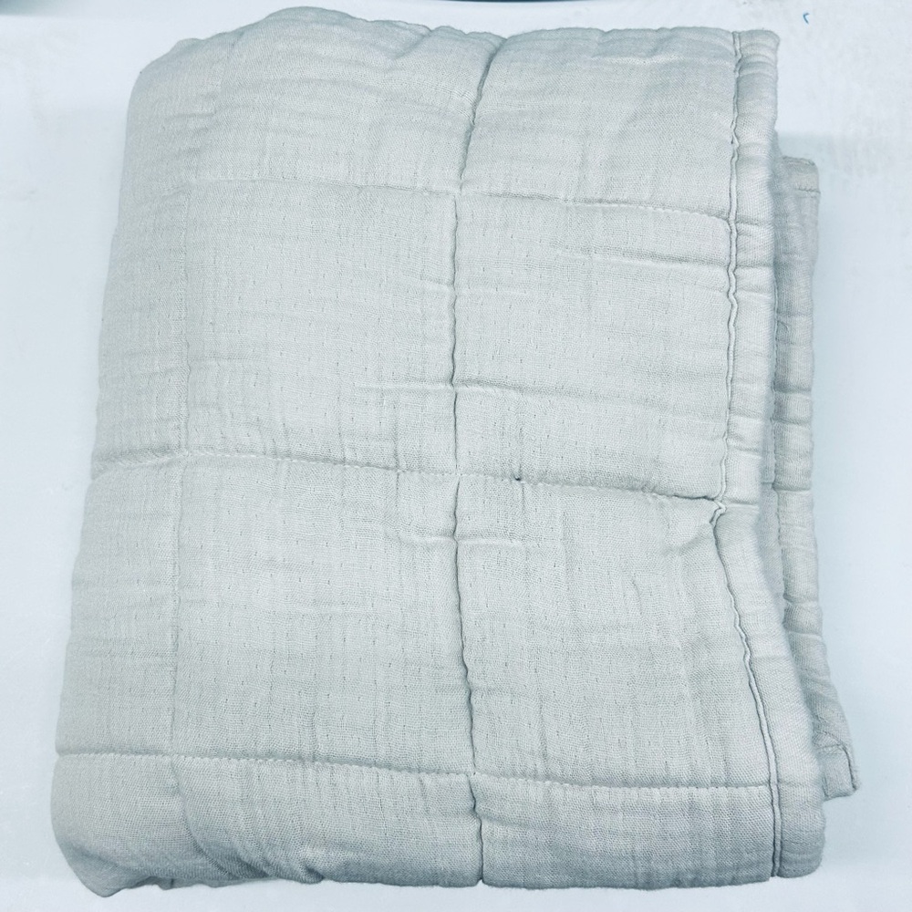 QUINCE Organic Airy Gauze Box Quilt Sham King Grey 8846